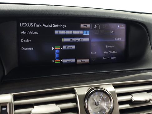 Used 2014 Lexus LS 460 AWD w/ Comfort Package image 26