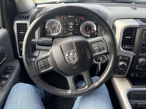 Used 2018 RAM 1500 Big Horn AWD/4WD image 23
