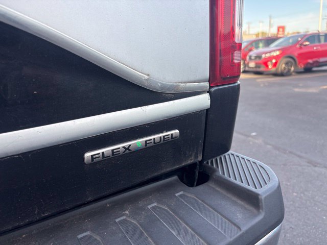 Used 2015 Ford F150 XLT w/ Equipment Group 302A Luxury AWD/4WD image 9