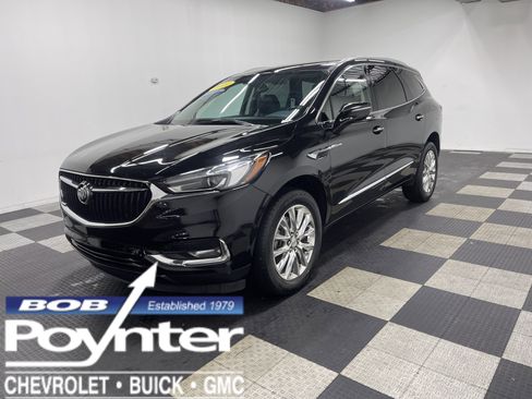 Used 2020 Buick Enclave Essence image 1