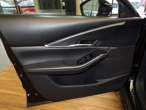 Certified 2024 MAZDA CX-30 AWD 2.5 S w/ Select Sport Pkg image 23