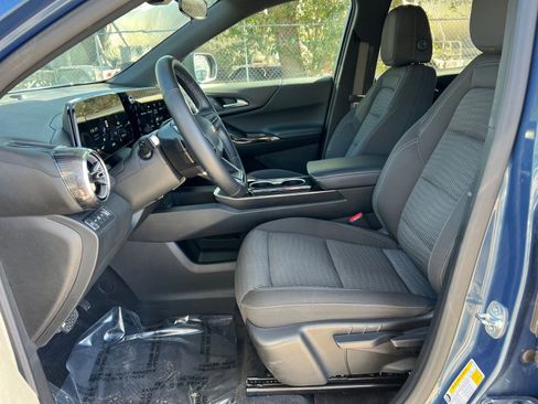 Used 2025 Chevrolet Equinox LT image 21