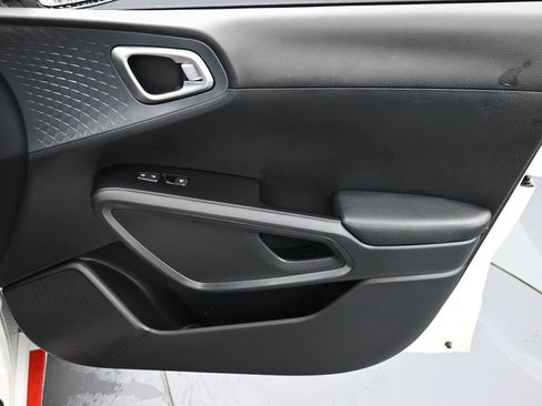 Used 2021 Kia Soul GT-Line image 16