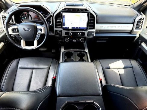 Certified 2022 Ford F250 Lariat w/ Tremor Off-Road Package image 24