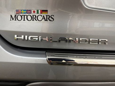 Used 2023 Toyota Highlander Platinum image 33