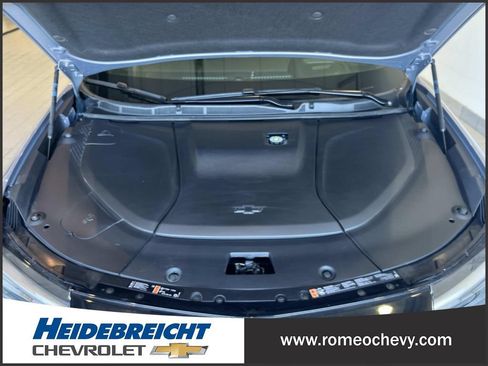 Used 2024 Chevrolet Blazer EV LT AWD/4WD image 9