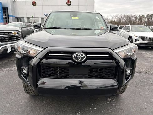 Used 2021 Toyota 4Runner SR5 Premium image 10