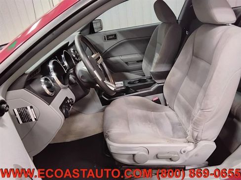 Used 2007 Ford Mustang Deluxe image 10