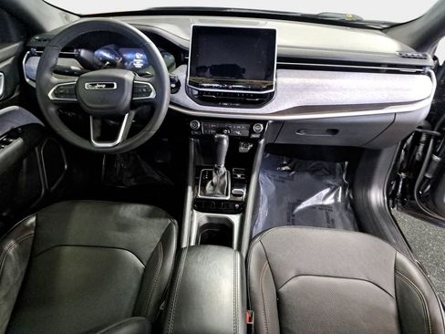 Certified 2023 Jeep Compass Latitude AWD/4WD image 2