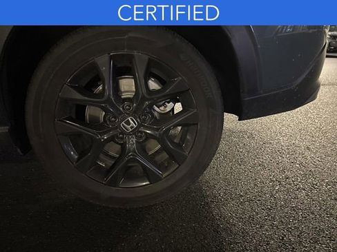 Used 2025 Honda HR-V Sport image 11