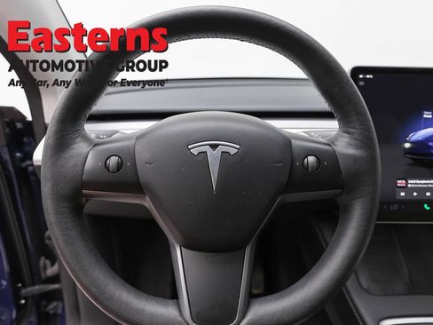 Used 2023 Tesla Model Y Long Range AWD/4WD image 10