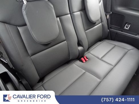 Used 2026 Ford Explorer Active w/ Active Comfort Package AWD/4WD image 12
