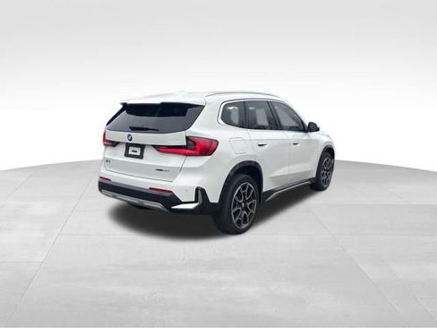 Used 2023 BMW X1 xDrive28i w/ Premium Package image 5