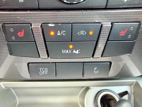 Used 2012 Ford Fusion SEL FWD image 5