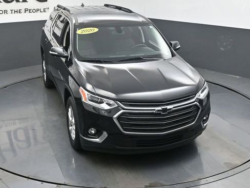 Used 2020 Chevrolet Traverse LT FWD image 48