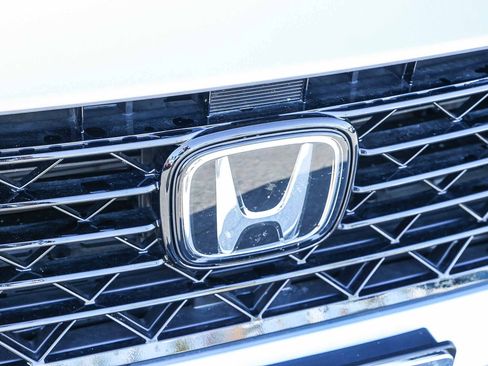 Used 2025 Honda Accord LX image 14