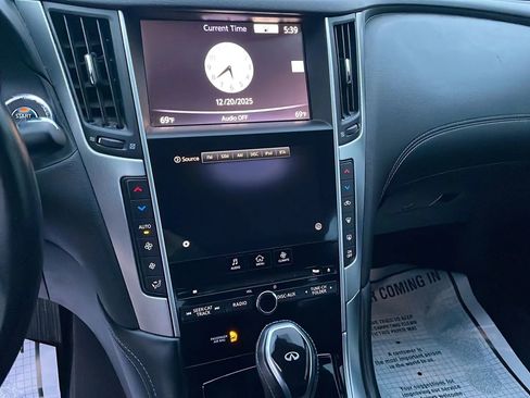 Used 2017 INFINITI Q60 2.0t w/ Cargo Package image 19