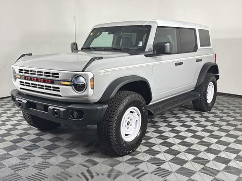 New 2026 Ford Bronco Heritage Edition AWD/4WD image 3