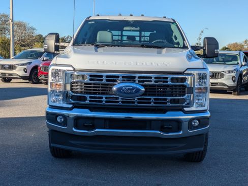 New 2026 Ford F350 XL w/ XL Chrome Package image 8