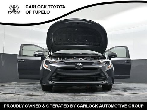Used 2025 Toyota Corolla LE FWD image 49