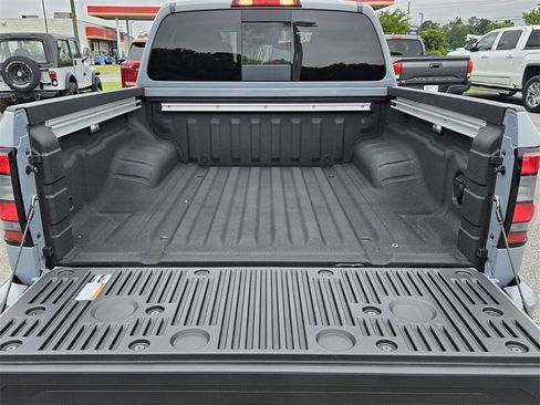 New 2025 Nissan Frontier PRO-4X w/ Pro Premium Package image 9