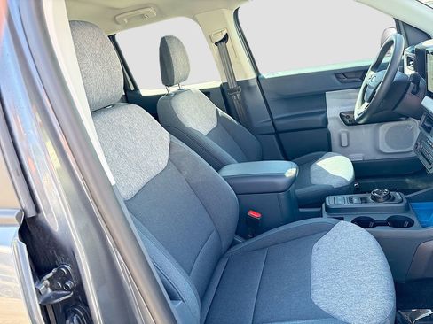 Used 2025 Ford Maverick XLT w/ Equipment Group 302A image 25