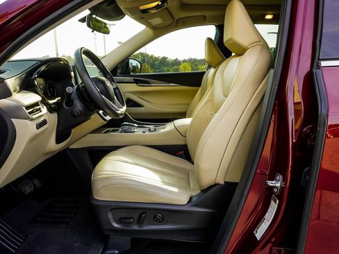 Used 2023 INFINITI QX60 Luxe w/ Vision Package FWD image 33