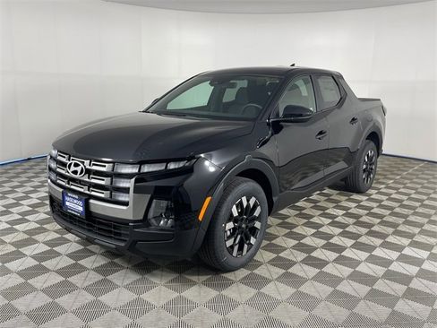 New 2025 Hyundai Santa Cruz SE image 1