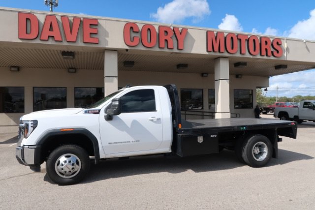 Used 2024 GMC Sierra 3500 SLE w/ SLE Convenience Package RWD image 1