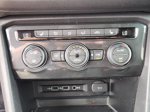 Used 2019 Volkswagen Tiguan S FWD image 19