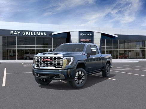 New 2026 GMC Sierra 3500 Denali w/ Denali Reserve Package AWD/4WD image 8