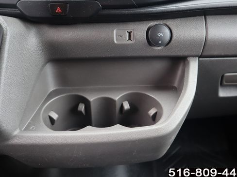 Used 2024 Ford Transit 250 148 Medium Roof RWD image 19
