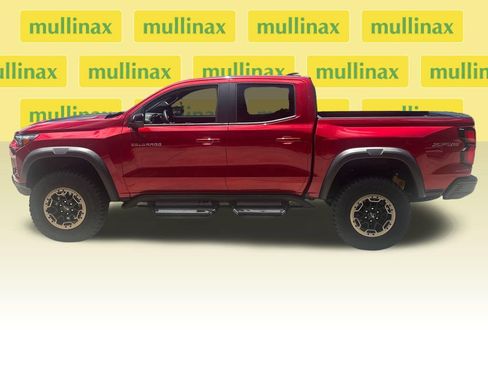 Used 2024 Chevrolet Colorado ZR2 w/ ZR2 Convenience Package III AWD/4WD image 10
