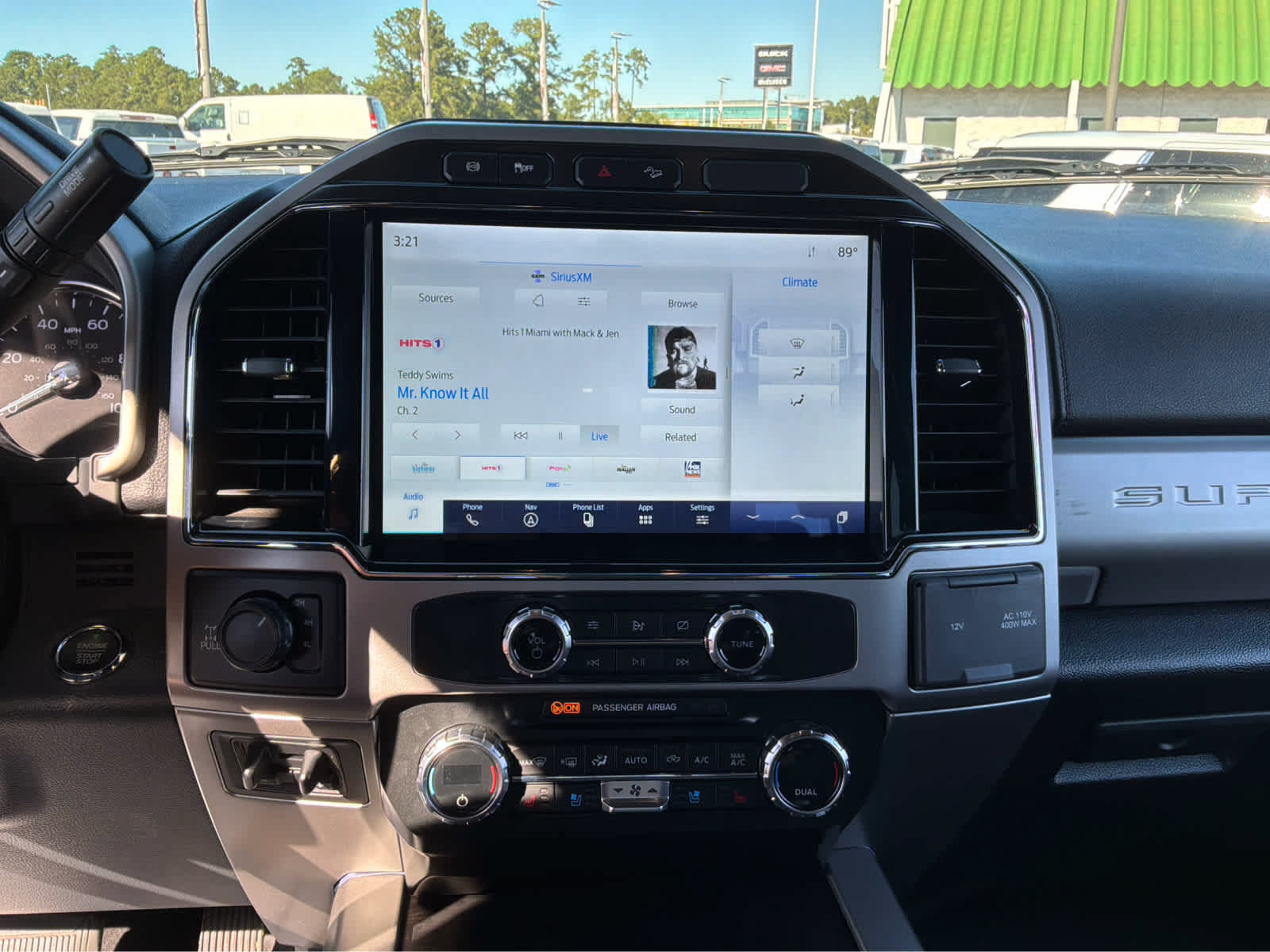 Used 2022 Ford F250 Lariat w/ Lariat Ultimate Package AWD/4WD image 15