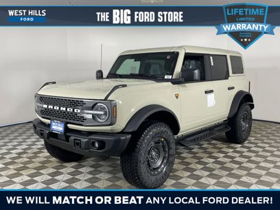 New 2025 Ford Bronco Badlands w/ Sasquatch Package