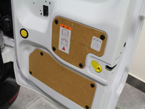 Used 2019 Ford Transit Connect XLT image 27