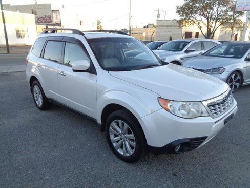 Used 2013 Subaru Forester 2.5X Limited image 14