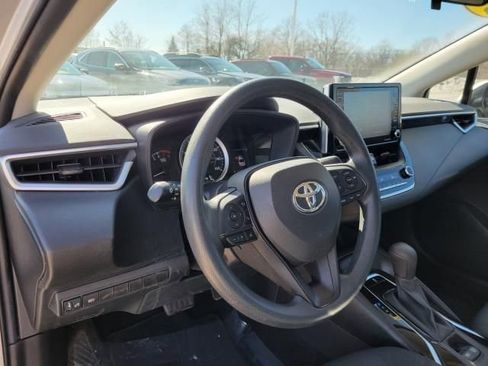 Used 2021 Toyota Corolla LE w/ Carpet Mat Package (TMS) image 17
