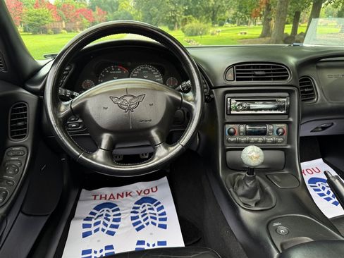 Used 1999 Chevrolet Corvette Convertible w/ Memory Pkg RWD image 53