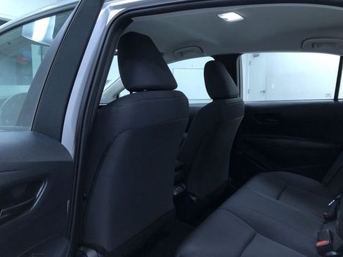 Used 2025 Toyota Corolla LE image 20