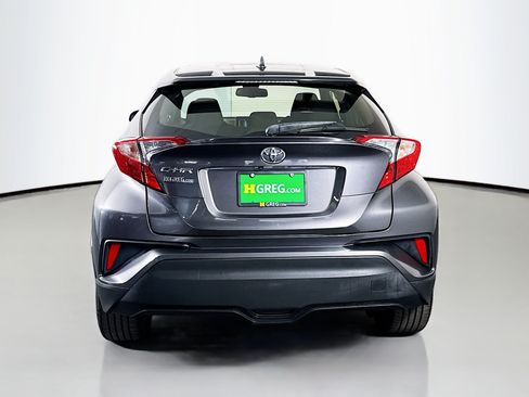 Used 2018 Toyota C-HR XLE FWD image 8