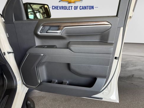 New 2026 Chevrolet Silverado 1500 RST w/ RST Select Package AWD/4WD image 14