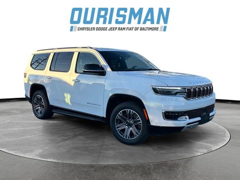 Used 2023 Jeep Wagoneer Series II image 1