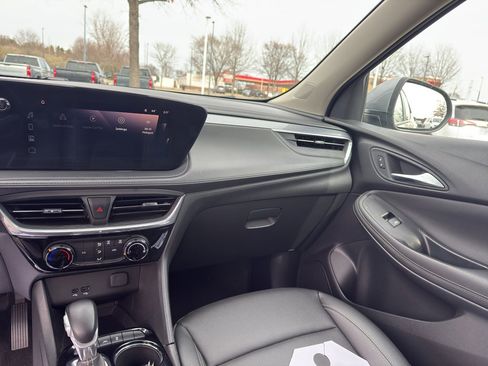 Used 2024 Buick Encore GX Sport Touring image 25