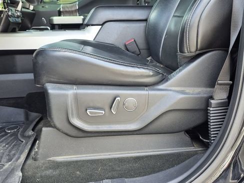 Used 2017 Ford F250 Lariat w/ Chrome Package AWD/4WD image 14