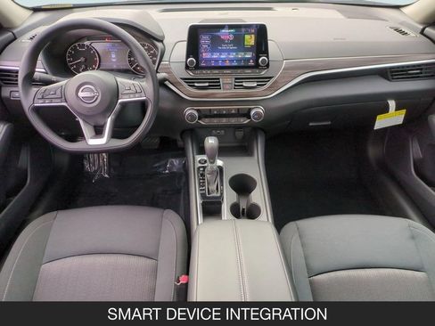 New 2026 Nissan Altima 2.5 SV FWD image 13