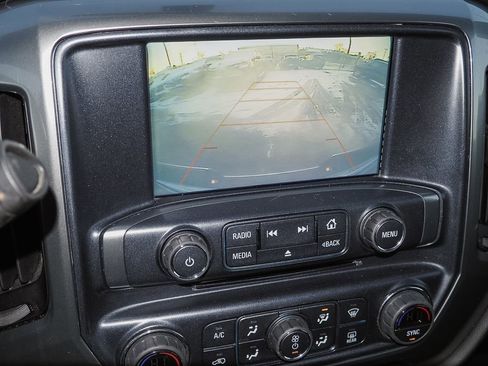 Used 2018 Chevrolet Silverado 1500 LT w/ All Star Edition image 12