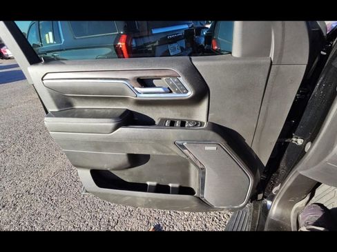 Used 2023 GMC Sierra 1500 SLT image 7