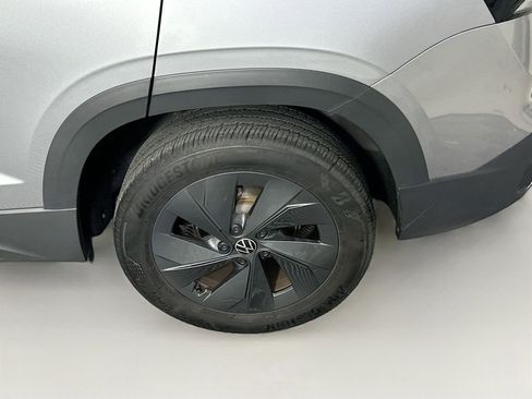 Used 2025 Volkswagen Taos S image 11