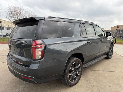 Used 2021 Chevrolet Suburban RST w/ Luxury Package image 13